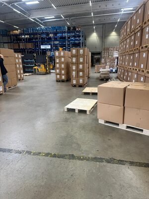 WAREHOUSE & DISTRIBUTION
